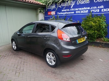 Used Ford Fiesta 2016 for sale - 75665699: Photo