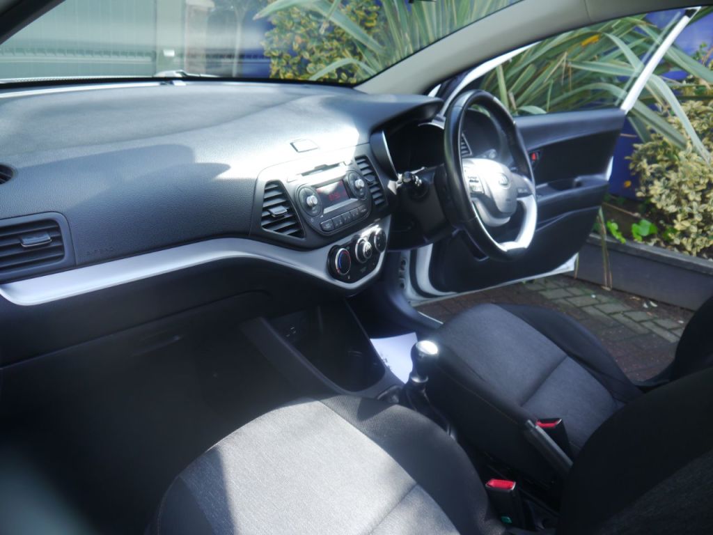 Used Kia Picanto 2017 for sale - 76016835: Photo 15