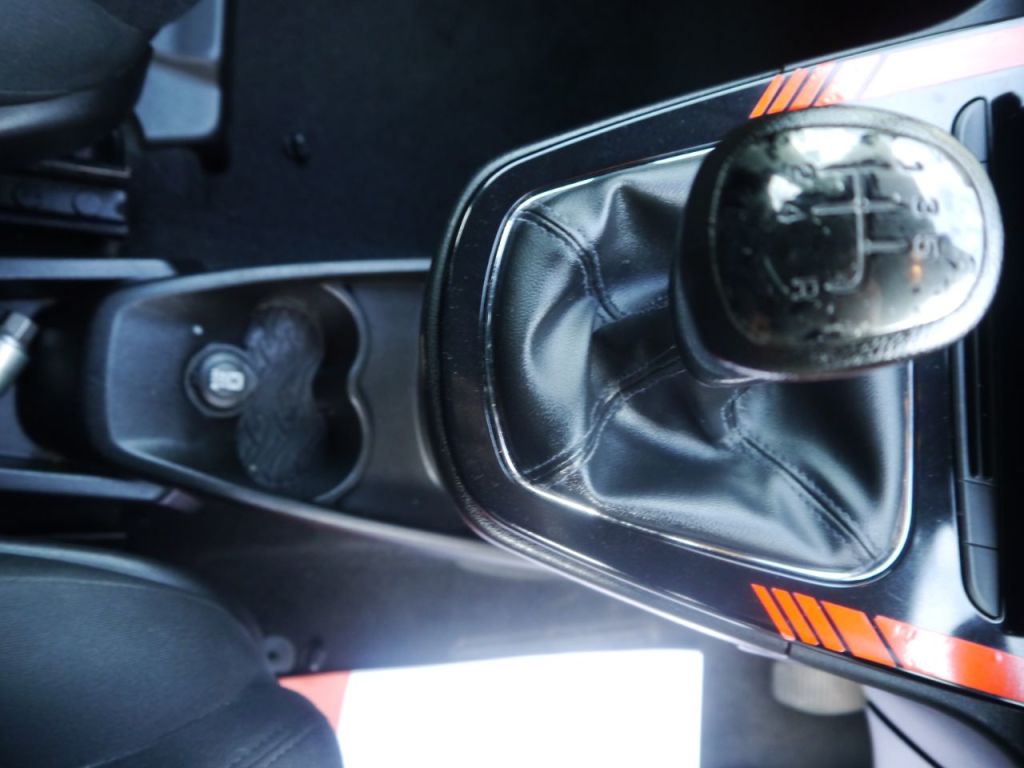 Used Chrysler Ypsilon 2013 for sale - 76332837: Photo 13