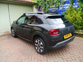 Used Citroen C4 Cactus 2018 for sale - 79460653: Photo