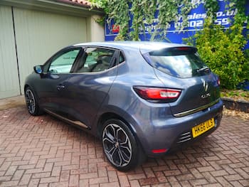 Used Renault Clio 2016 for sale - 79618068: Photo