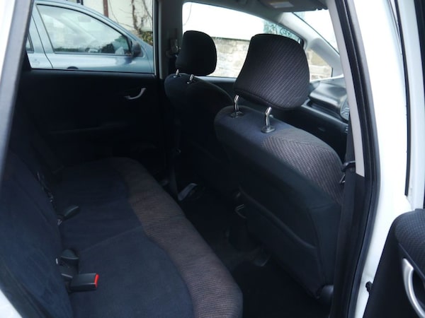 Used Honda Jazz 2014 for sale - 76287076: Photo 8