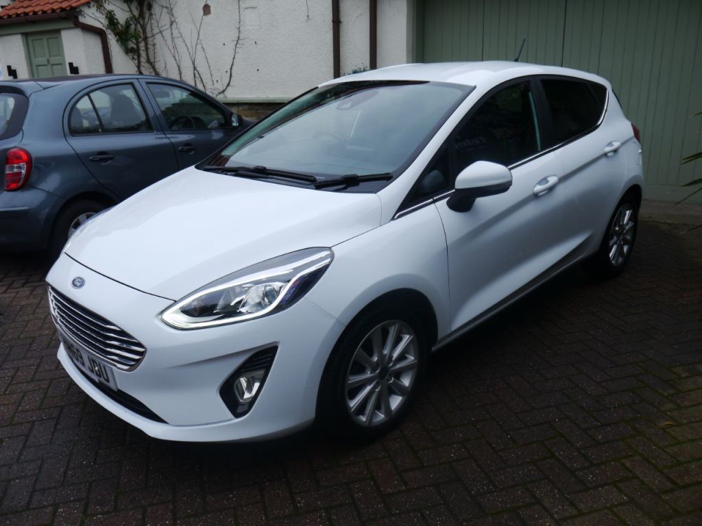 Used Ford Fiesta 2019 for sale - 76303129: Photo 3