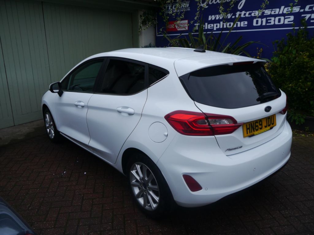 Used Ford Fiesta 2019 for sale - 76303129: Photo 4