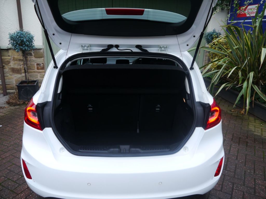 Used Ford Fiesta 2019 for sale - 76303129: Photo 7