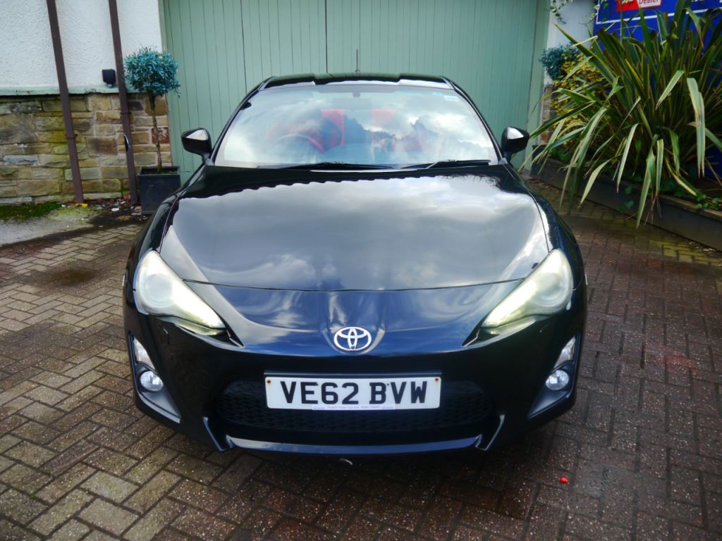 Used Toyota GT86 2012 for sale - 77639074: Photo 2