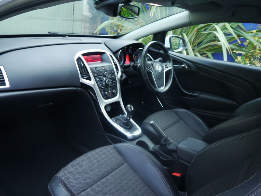 Used Vauxhall Astra GTC 2016 for sale - 76495687: Photo 13