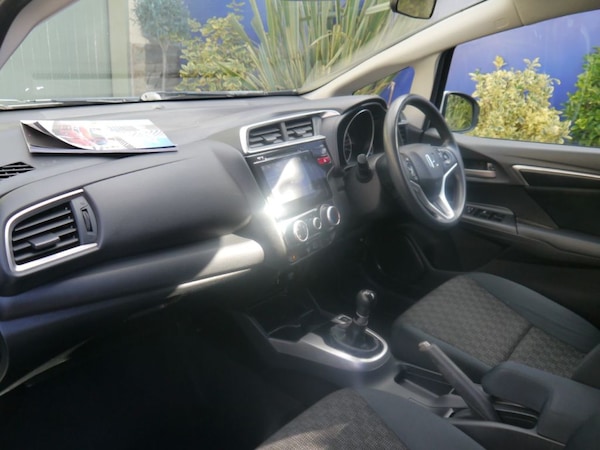Used Honda Jazz 2016 for sale - 72468386: Photo 16