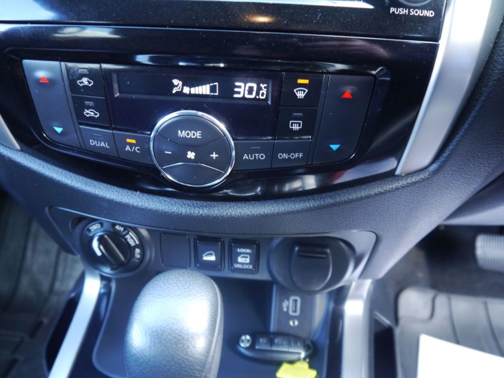 Used Nissan Navara 2020 for sale - 76118270: Photo 11