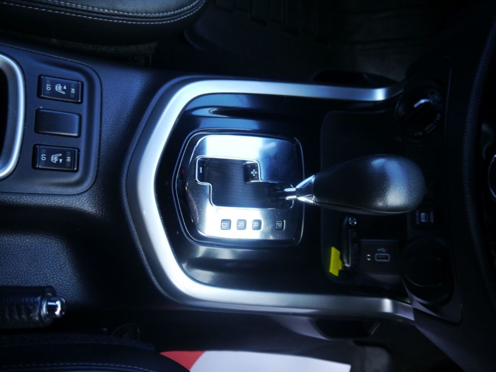 Used Nissan Navara 2020 for sale - 76118270: Photo 18