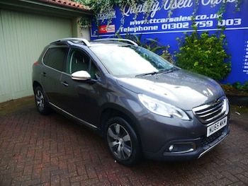 Used Peugeot 2008 2015 for sale - 77493878: Photo