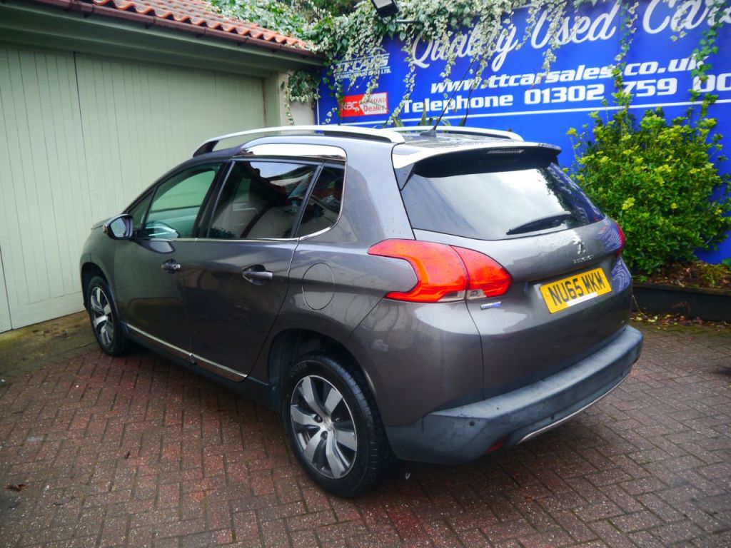 Used Peugeot 2008 2015 for sale - 77493878: Photo 4