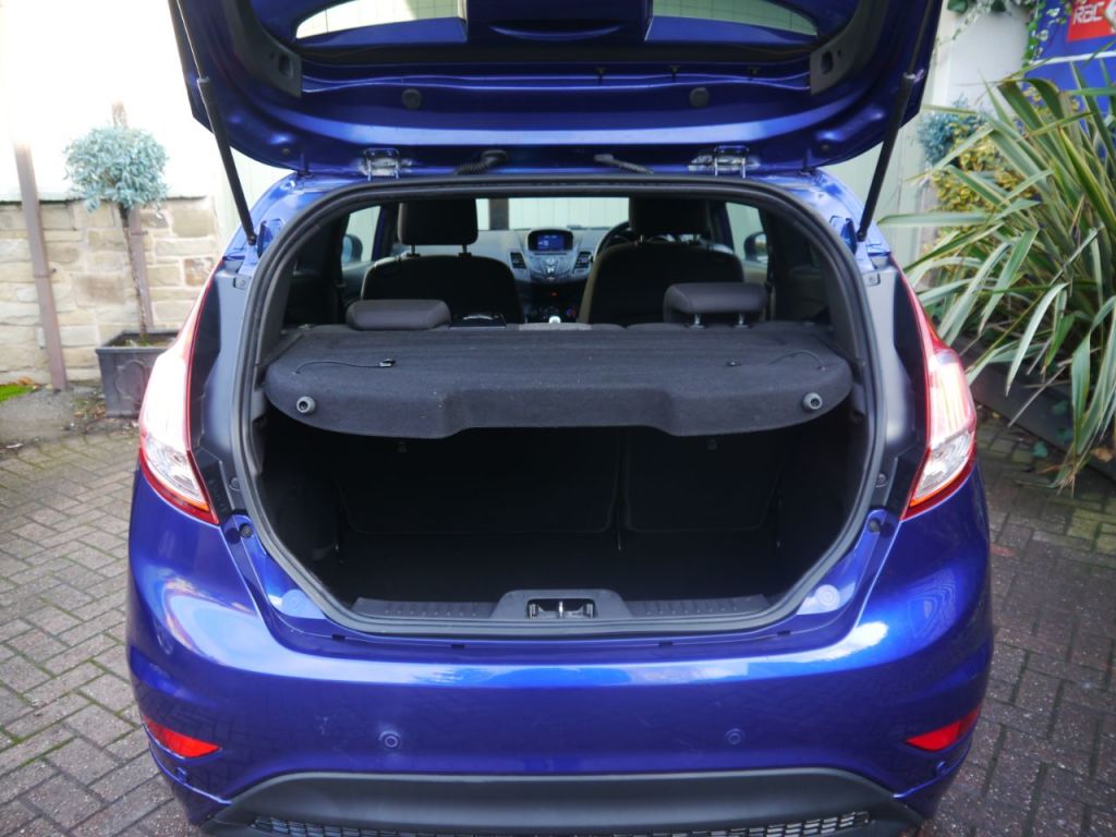 Used Ford Fiesta 2016 for sale - 76641961: Photo 7