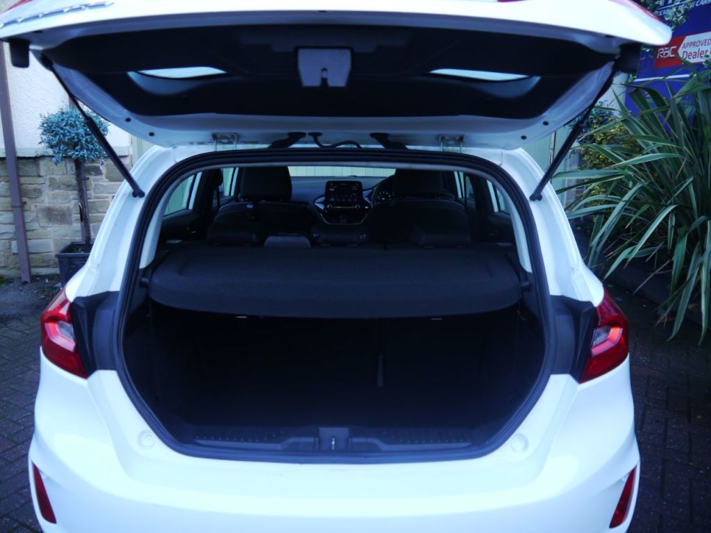 Used Ford Fiesta 2018 for sale - 76685831: Photo 7