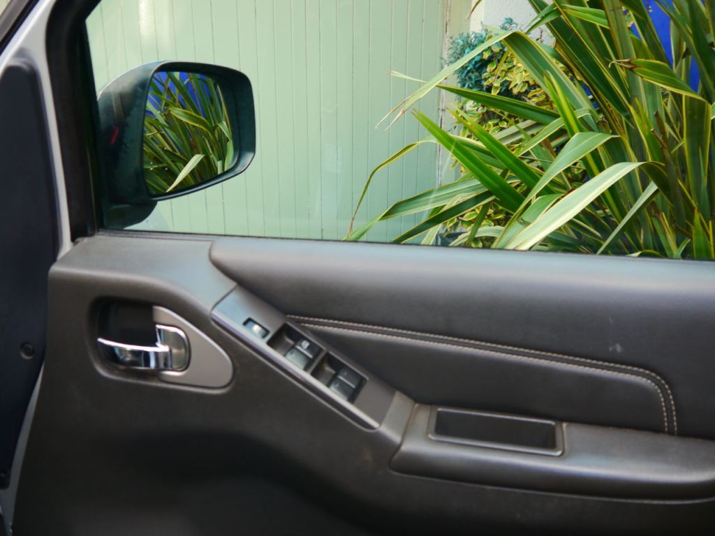 Used Nissan Navara 2013 for sale - 78110084: Photo 10