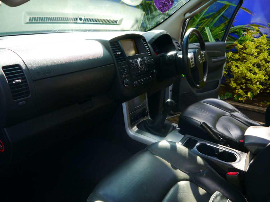 Used Nissan Navara 2013 for sale - 78110084: Photo 15