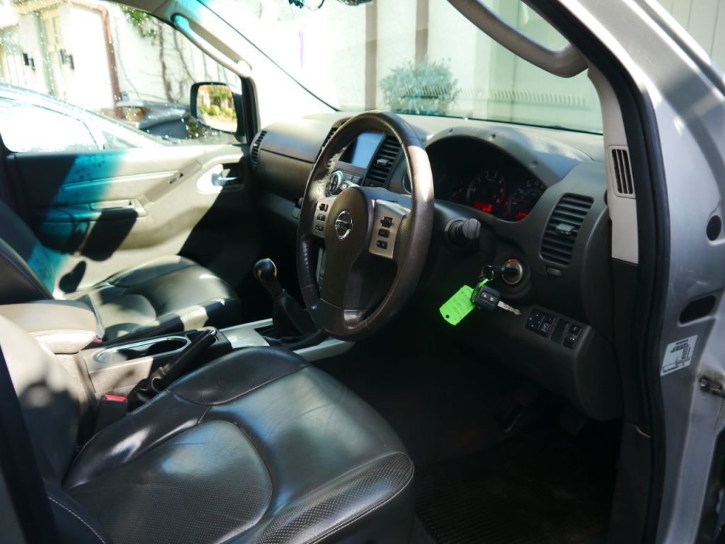 Used Nissan Navara 2013 for sale - 78110084: Photo 9