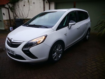 Used Vauxhall Zafira 2016 for sale - 77446032: Photo