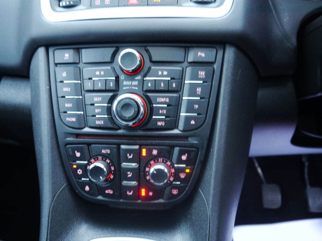 Used Vauxhall Meriva 2017 for sale - 77211658: Photo 12