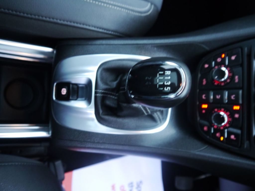 Used Vauxhall Meriva 2017 for sale - 77211658: Photo 13