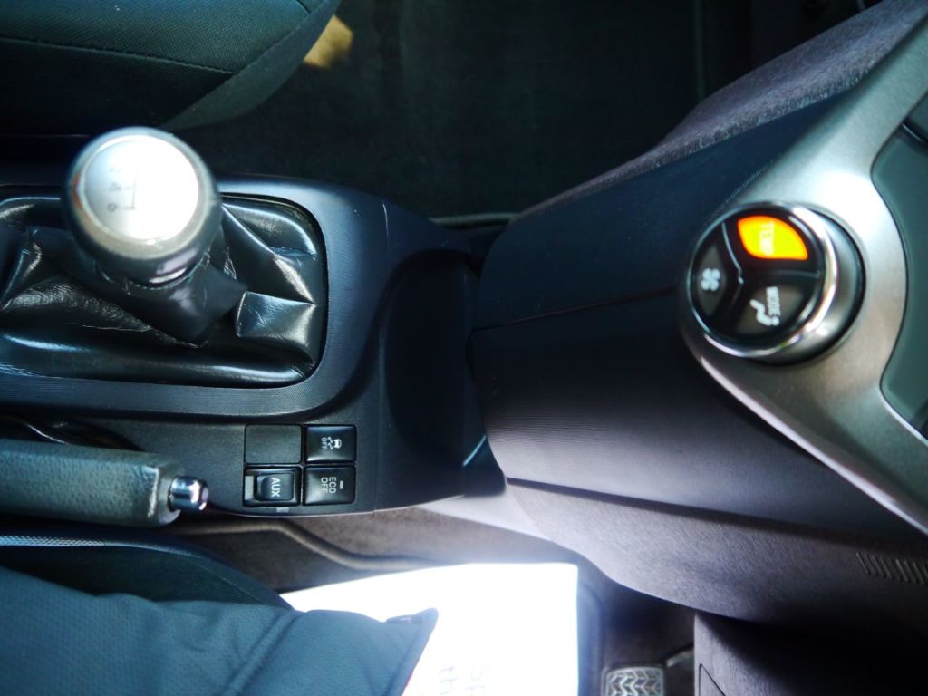 Used Toyota IQ 2010 for sale - 77764091: Photo 14