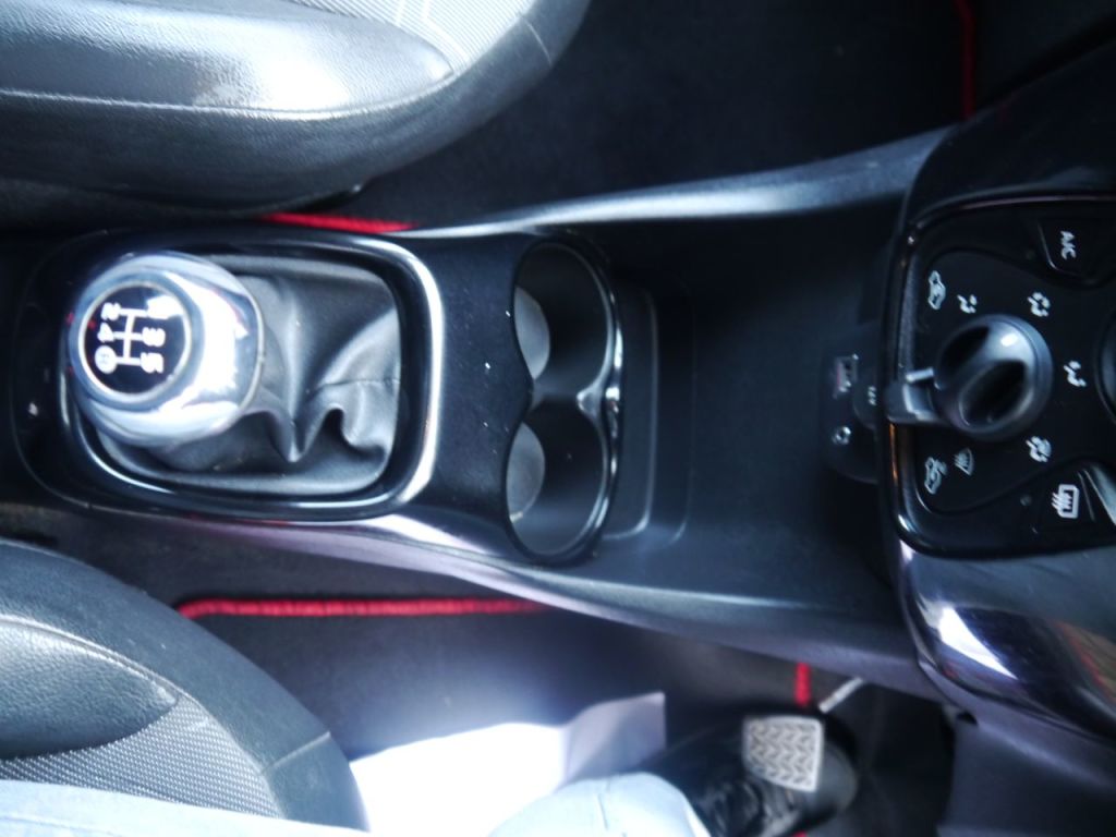 Used Toyota AYGO 2016 for sale - 76631224: Photo 14