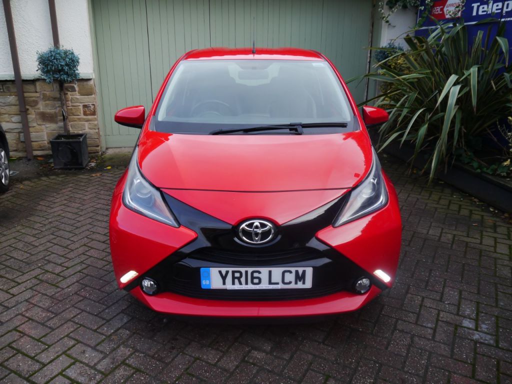 Used Toyota AYGO 2016 for sale - 76631224: Photo 2