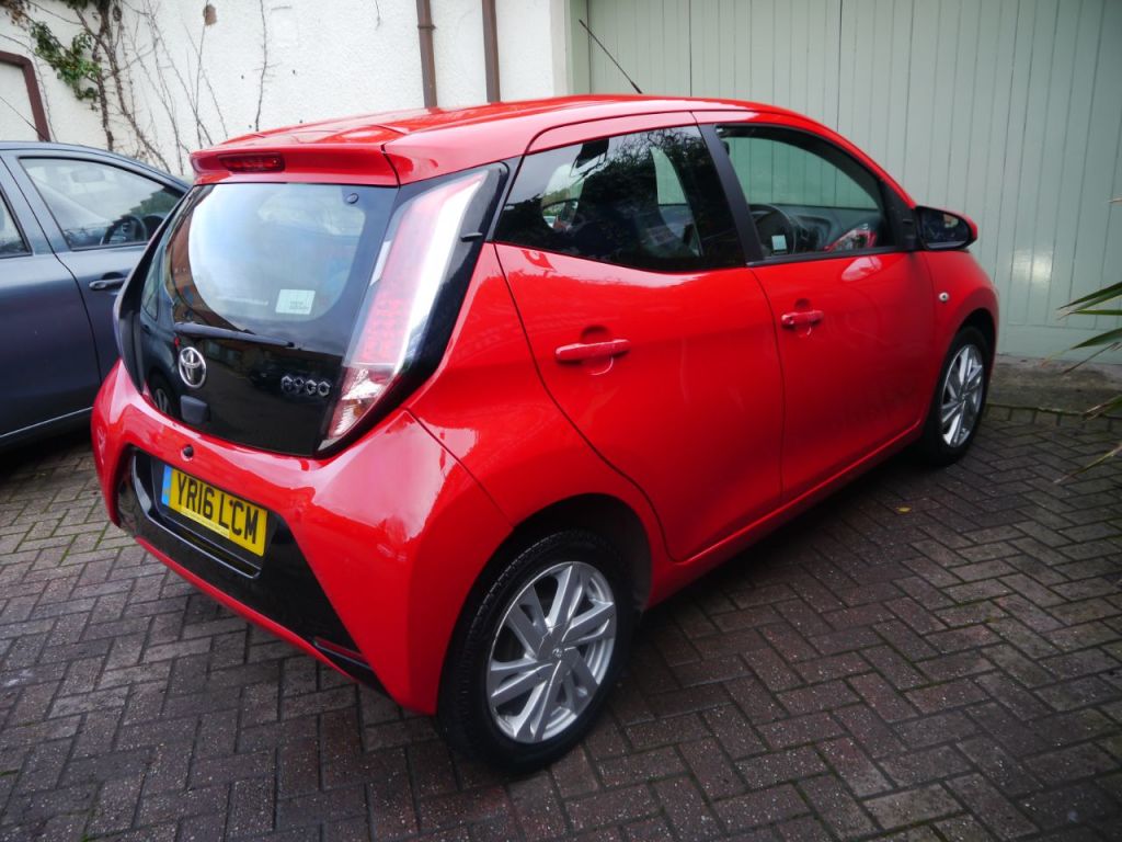 Used Toyota AYGO 2016 for sale - 76631224: Photo 6