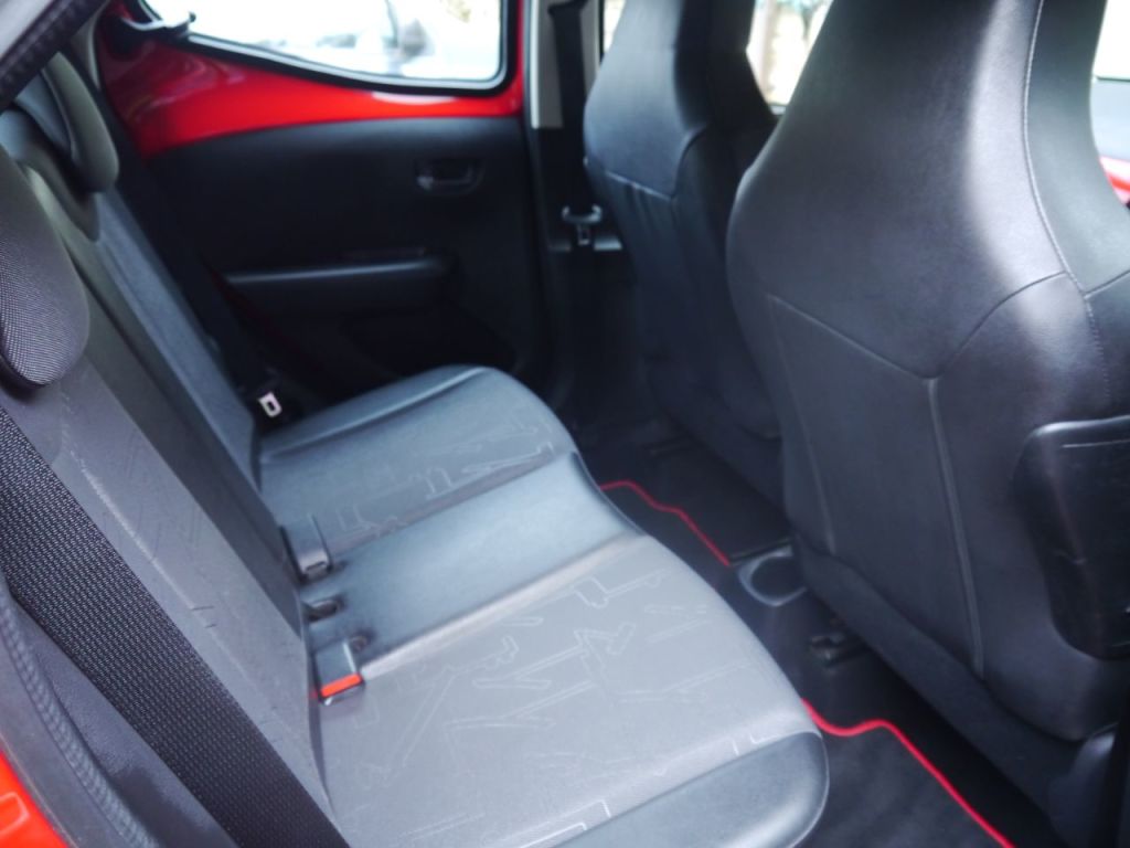 Used Toyota AYGO 2016 for sale - 76631224: Photo 8