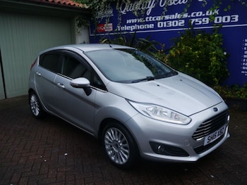 Used Ford Fiesta 2015 for sale - 76422168: Photo