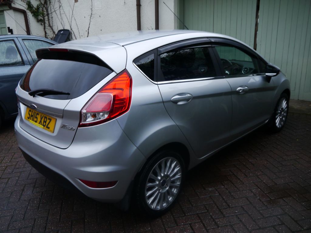 Used Ford Fiesta 2015 for sale - 76422168: Photo 6