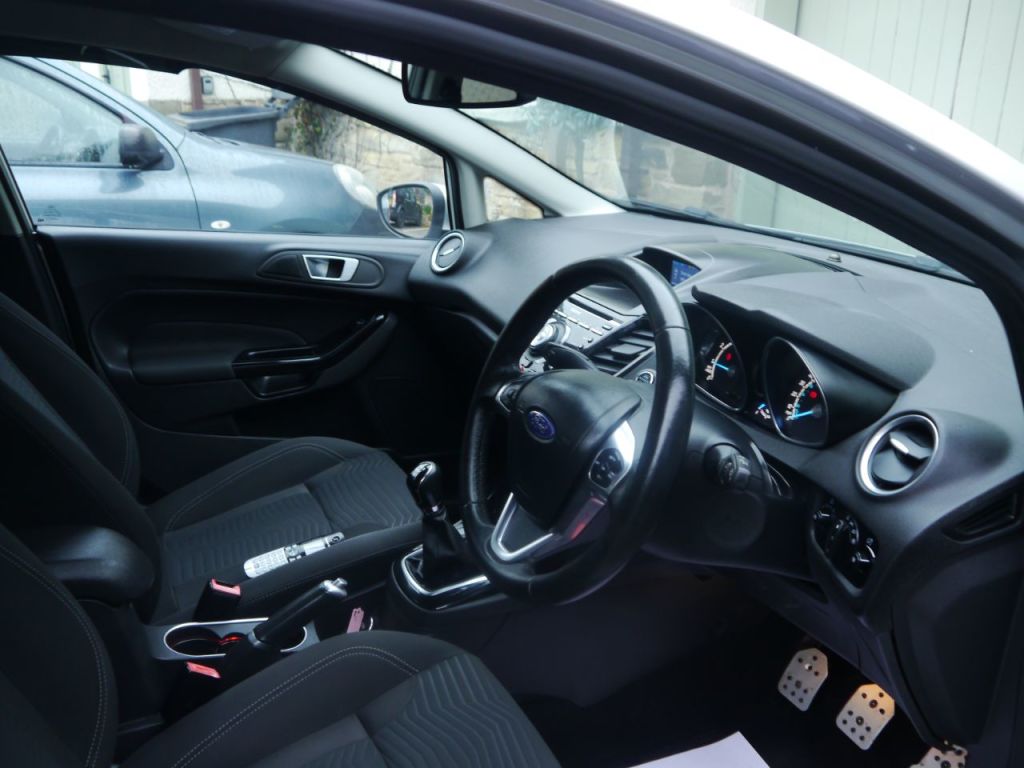 Used Ford Fiesta 2015 for sale - 76422168: Photo 9