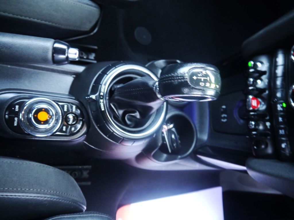 Used MINI Convertible 2016 for sale - 76681563: Photo 16