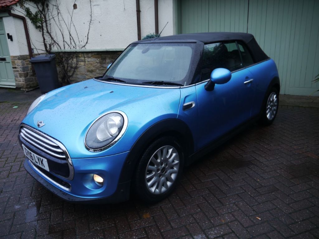 Used MINI Convertible 2016 for sale - 76681563: Photo 3
