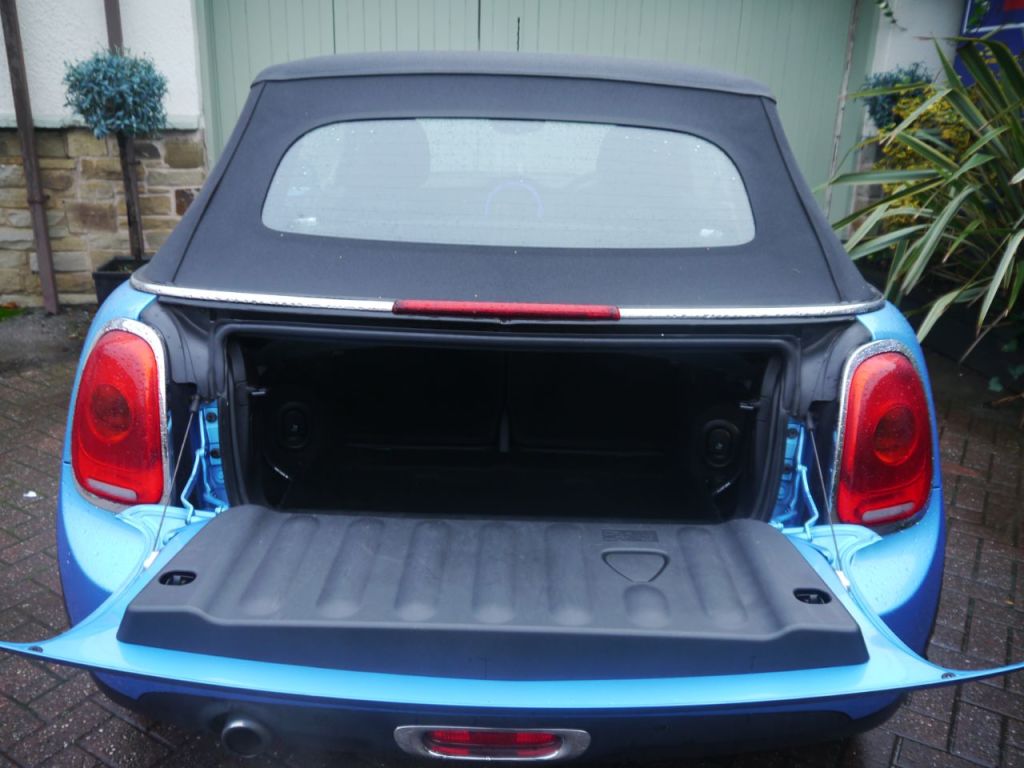 Used MINI Convertible 2016 for sale - 76681563: Photo 9