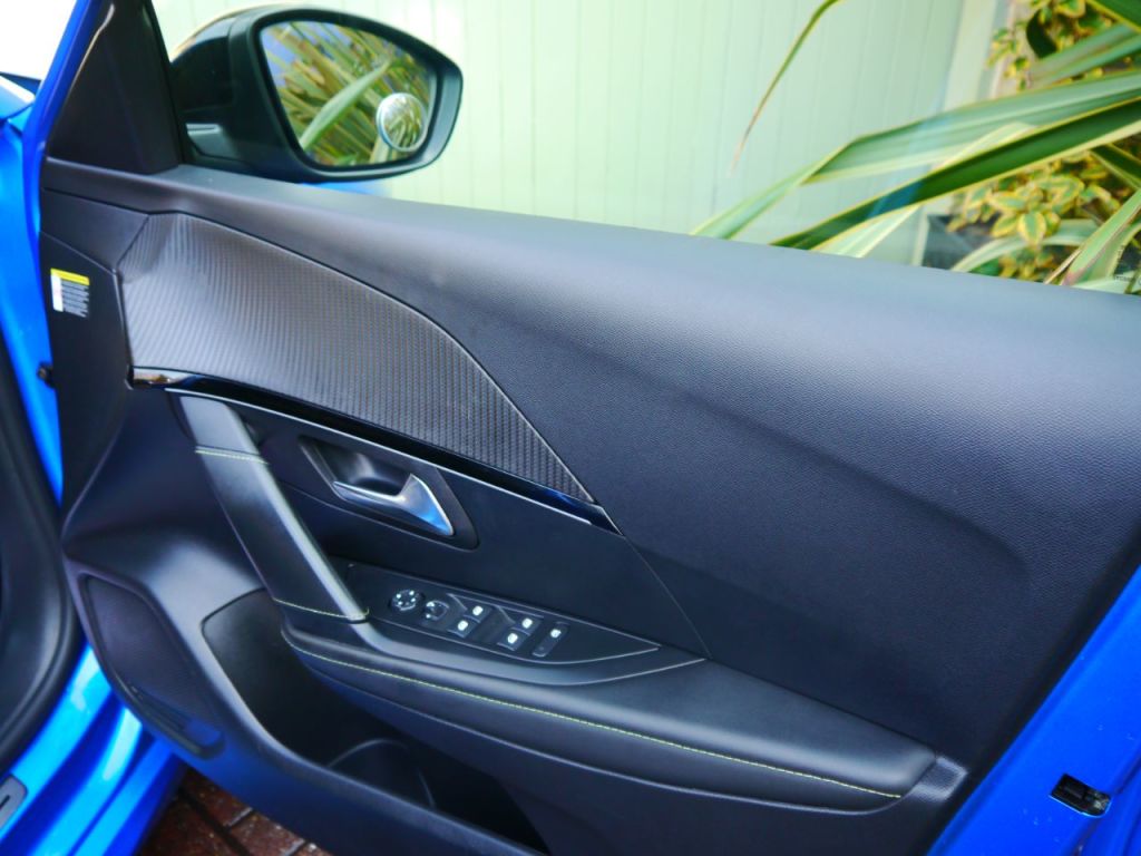 Used Peugeot 208 2022 for sale - 77952176: Photo 10