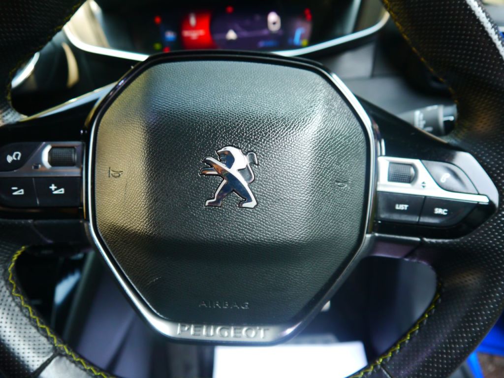 Used Peugeot 208 2022 for sale - 77952176: Photo 15