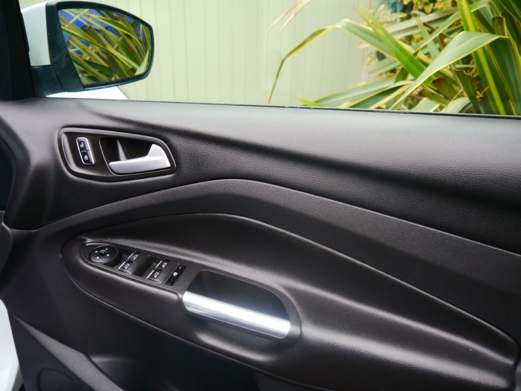 Used Ford Kuga 2016 for sale - 77904565: Photo 10