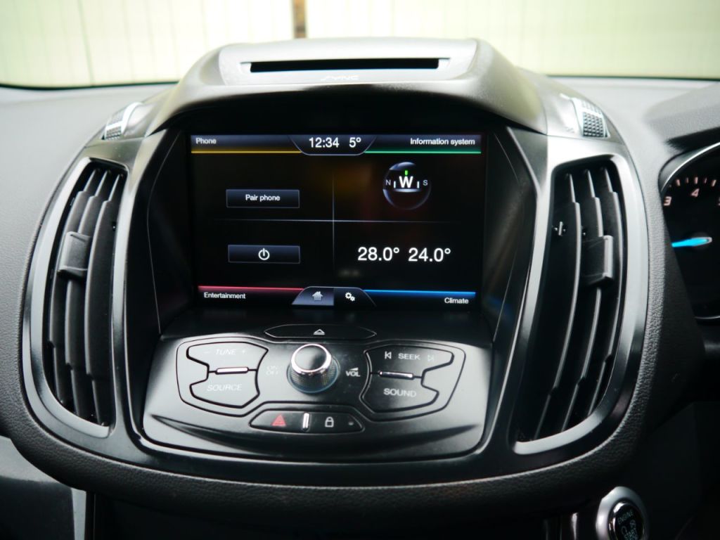 Used Ford Kuga 2016 for sale - 77904565: Photo 12