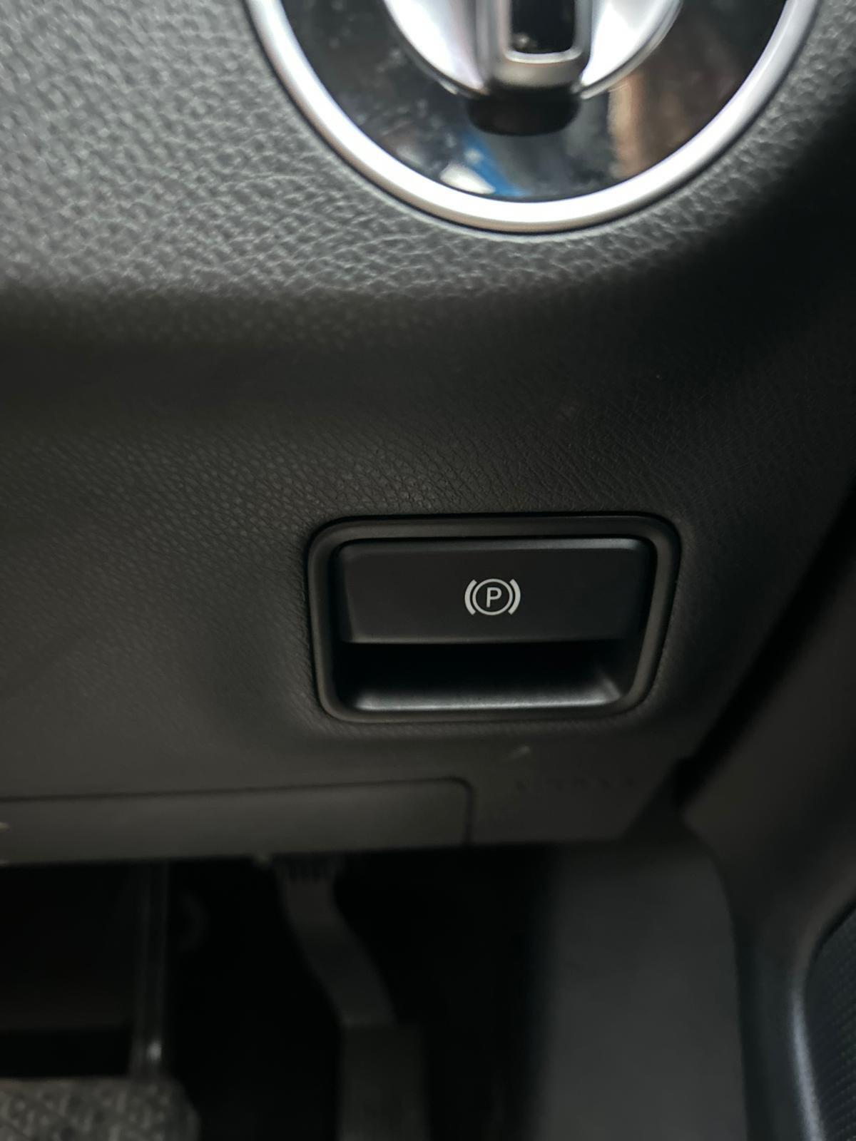 Used Mercedes-Benz A-Class 2016 for sale - 77143749: Photo 31