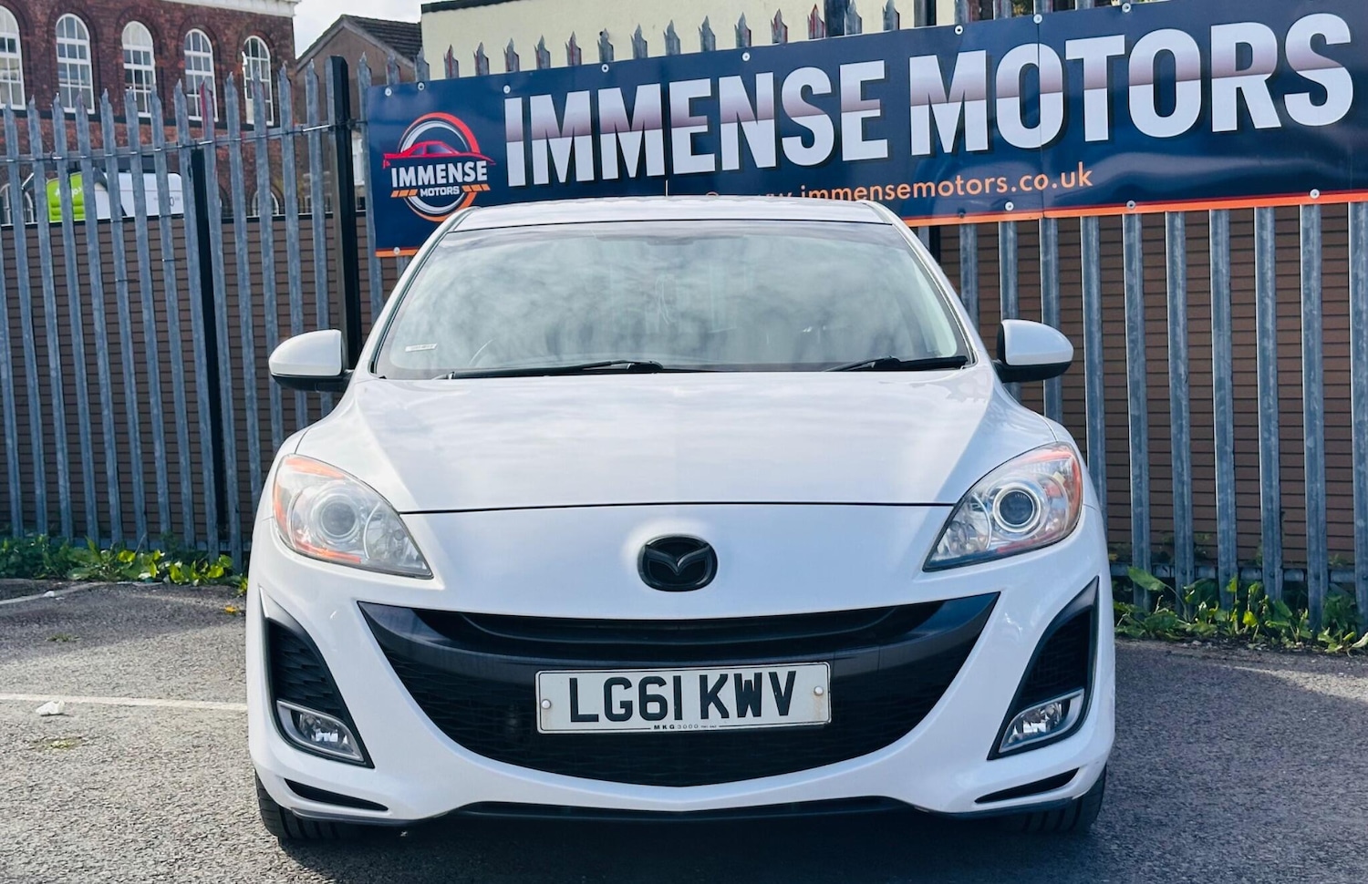 Used Mazda Mazda3 2011 for sale - 78205481: Photo 2