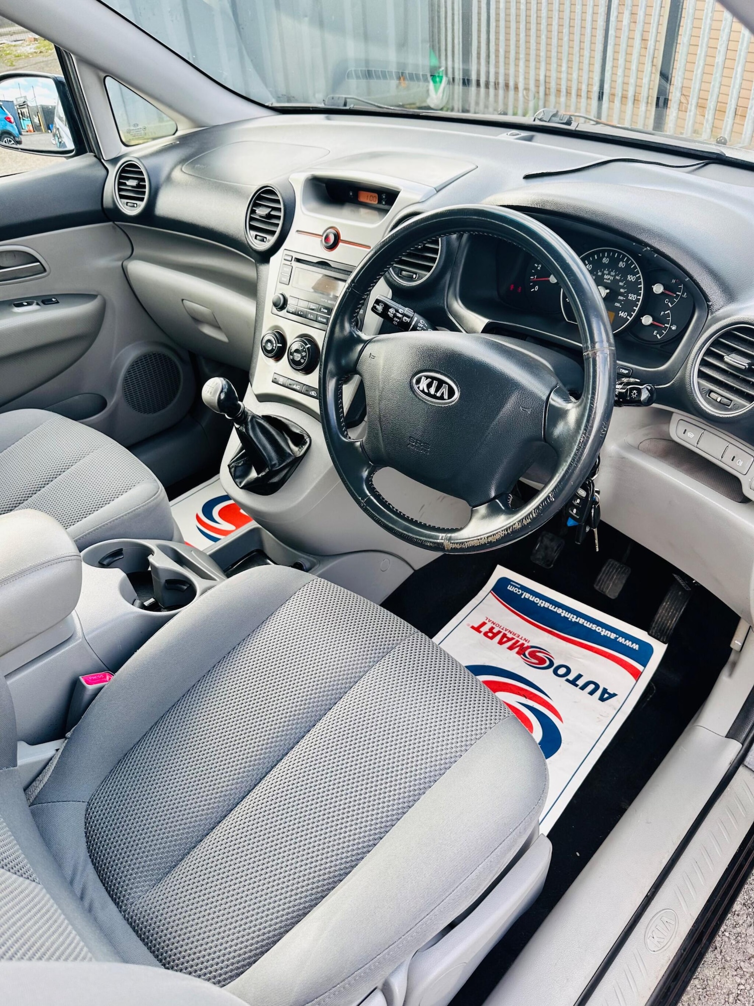 Used Kia Carens 2008 for sale - 78047396: Photo 25