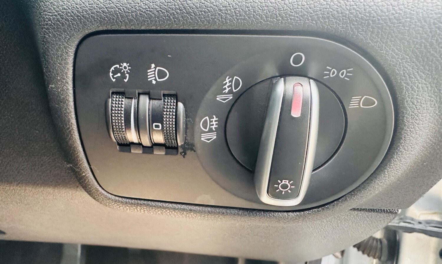 Used Audi A1 2014 for sale - 78157662: Photo 36