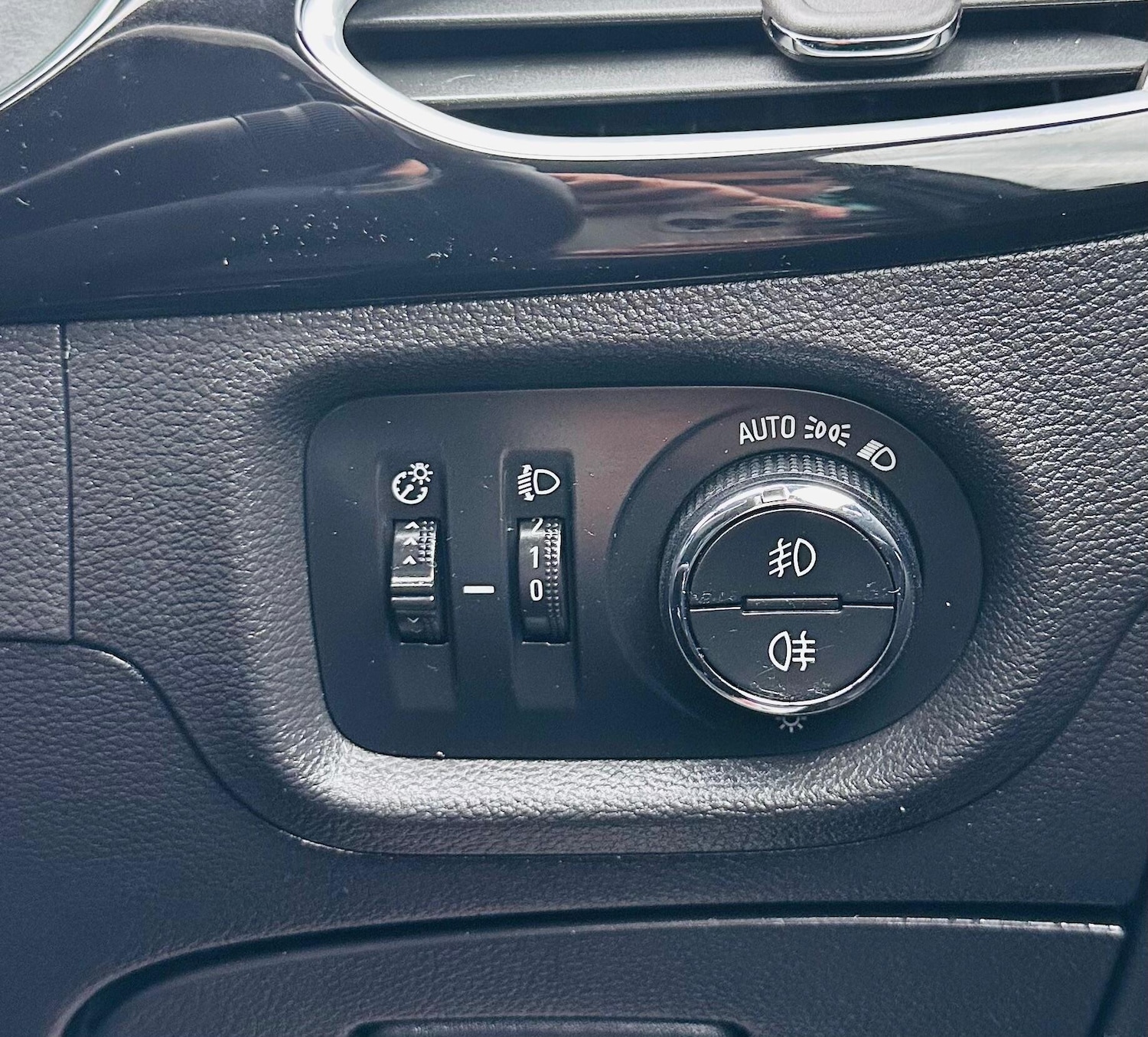 Used Vauxhall Astra for sale - 78135479: Photo 36