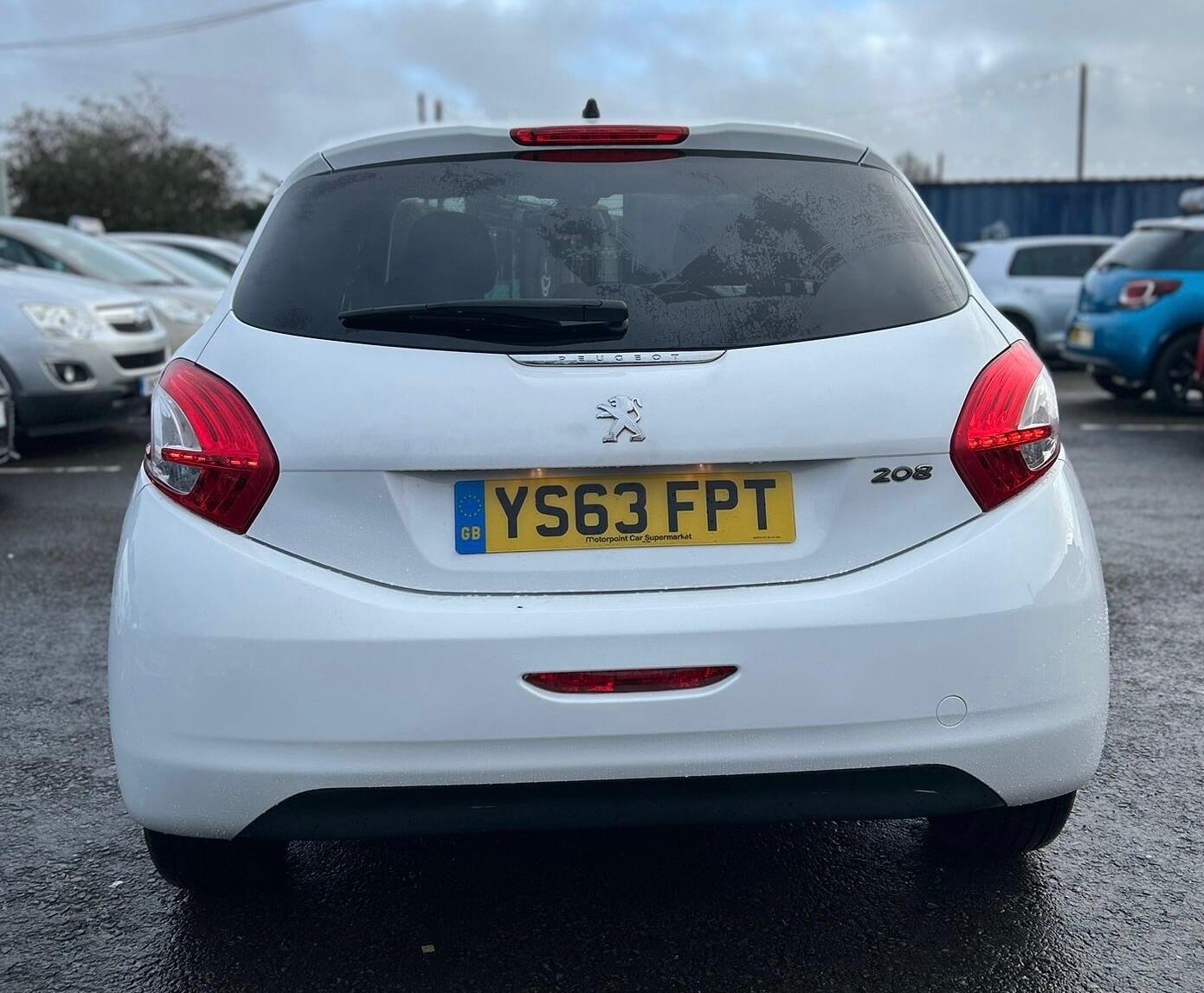 Used Peugeot 208 2015 for sale - 77144136: Photo 7