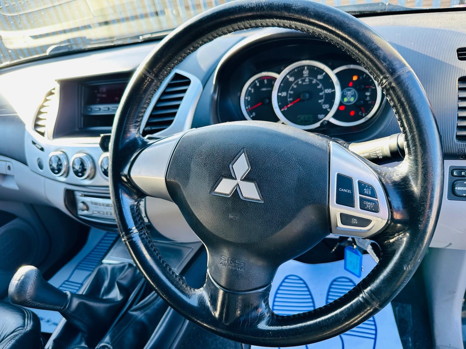 Used Mitsubishi L200 2011 for sale - 77925738: Photo 33