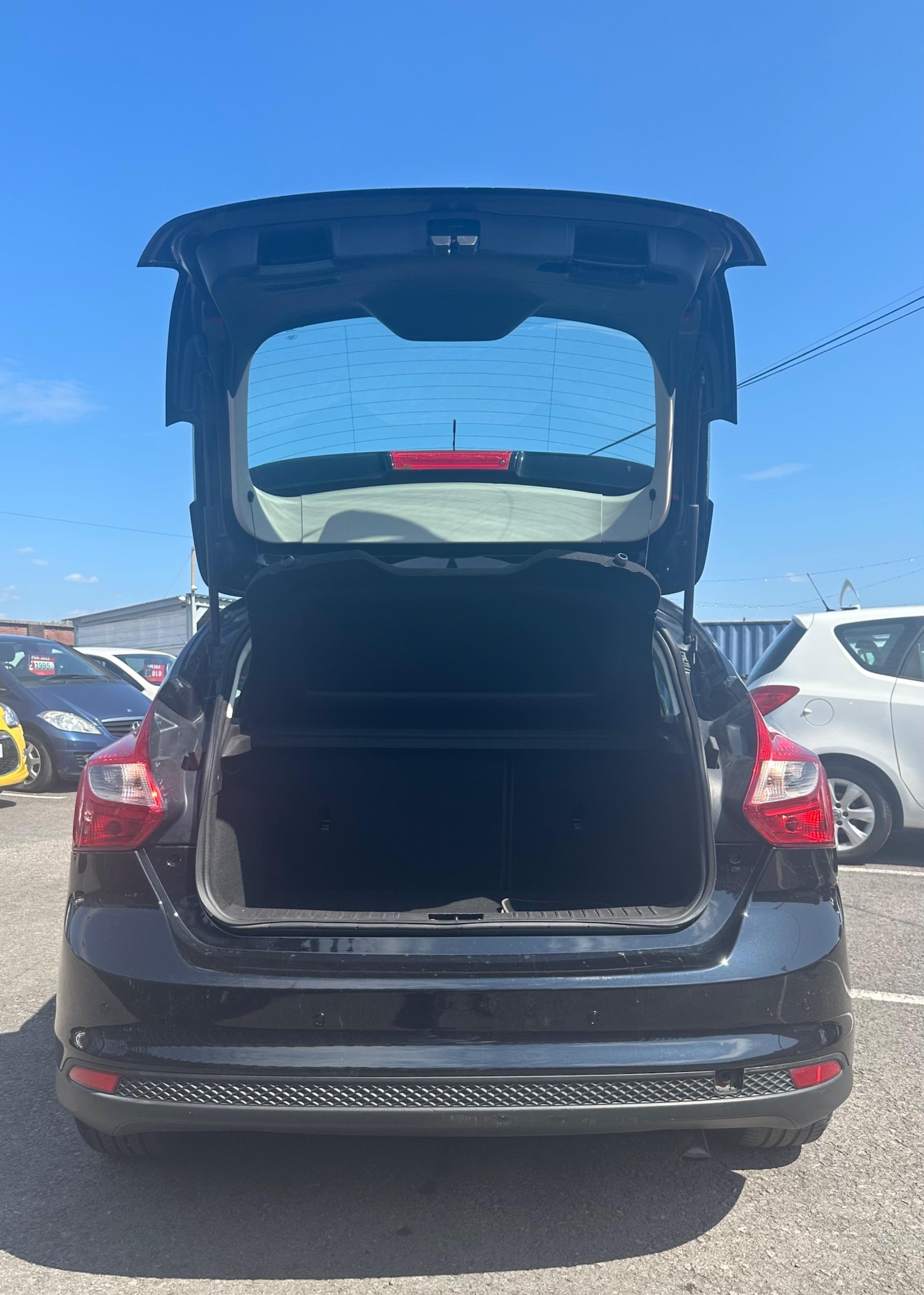 Used Ford Focus 2011 for sale - 77143608: Photo 11