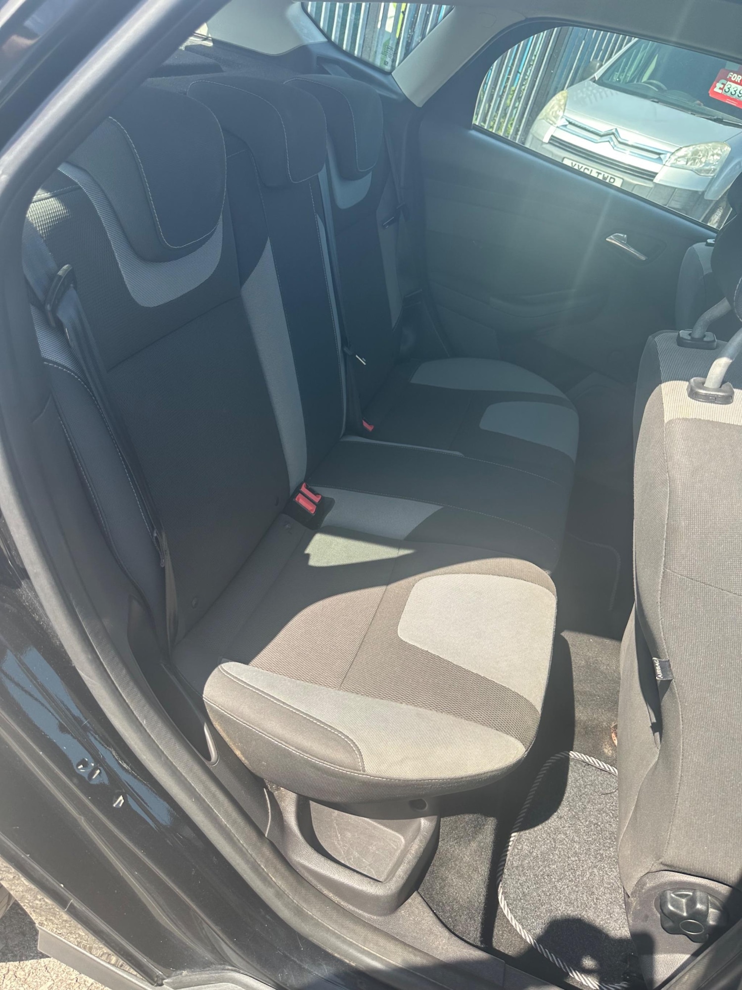 Used Ford Focus 2011 for sale - 77143608: Photo 15