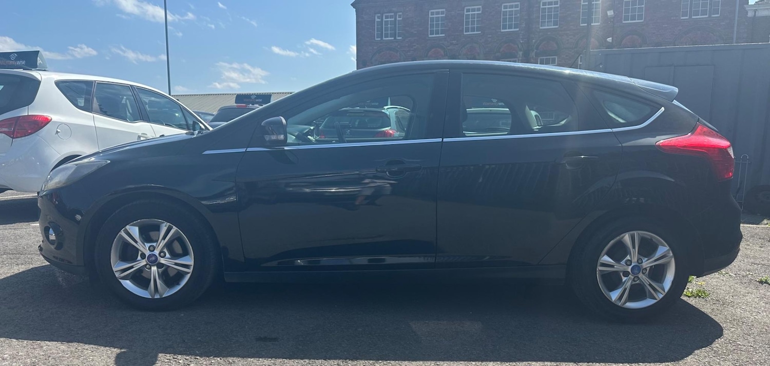 Used Ford Focus 2011 for sale - 77143608: Photo 4