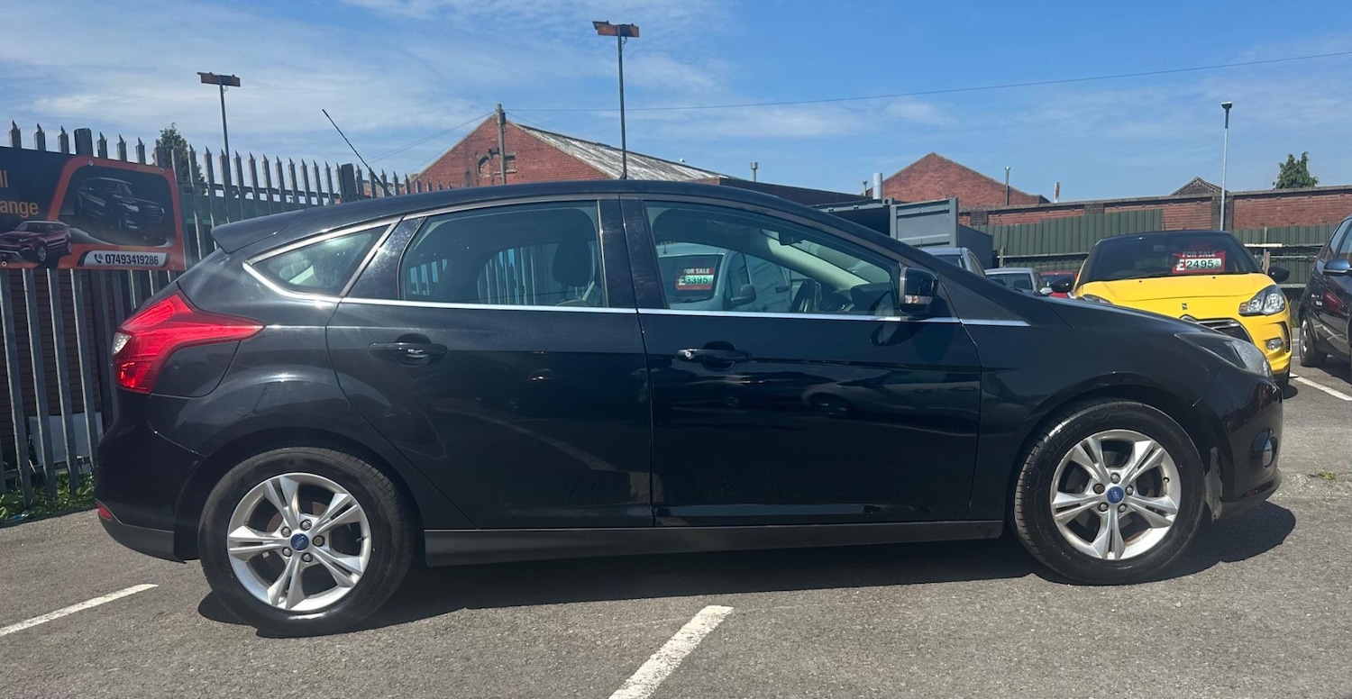 Used Ford Focus 2011 for sale - 77143608: Photo 9